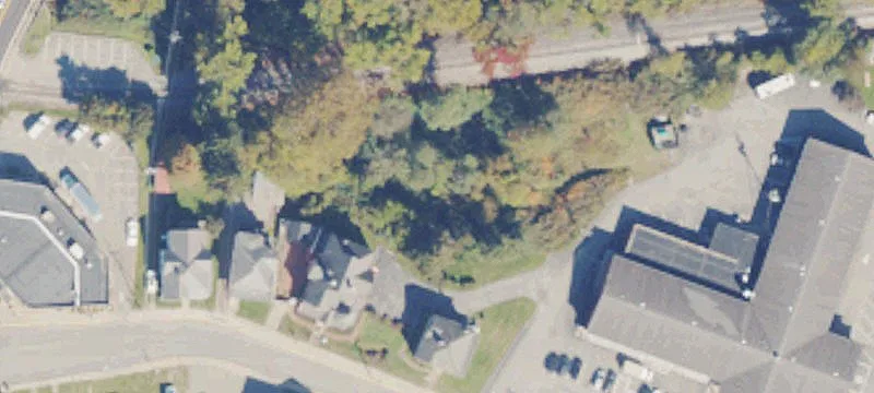76 Main St