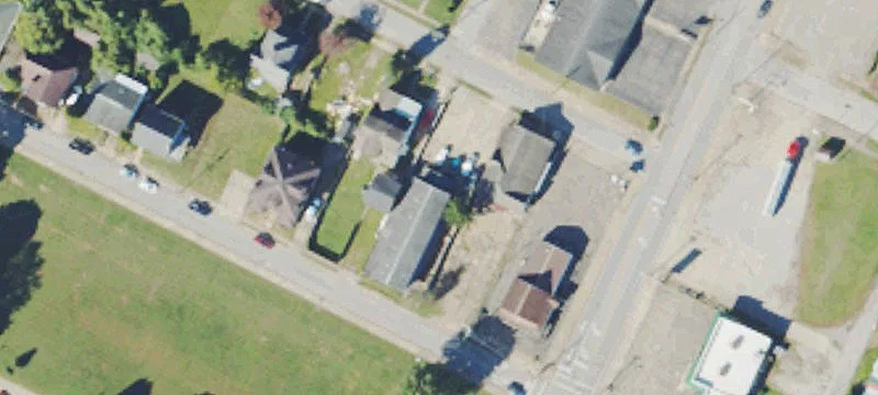 1137 Stadium Dr