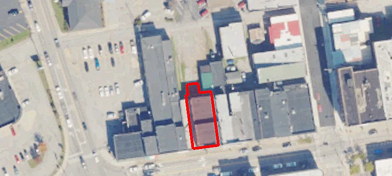 27 Main St