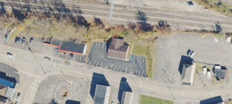737 Pike St