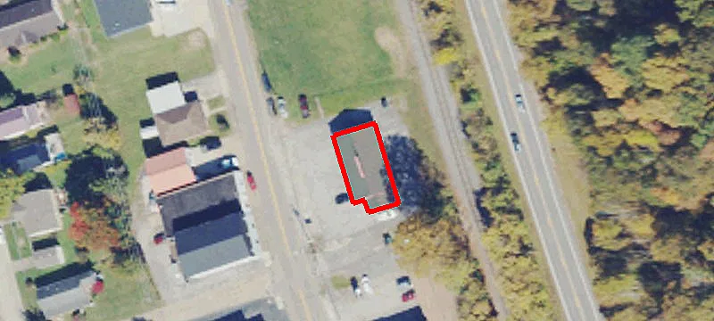 389 Main Ave