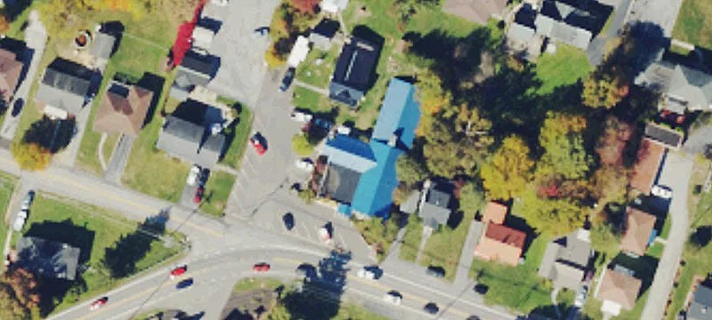 1916 Main St