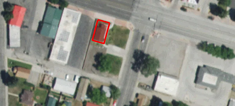 905 Main St