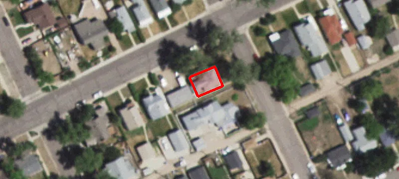 2120 Russell Ave
