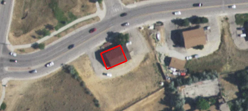 811 Blackmore Rd