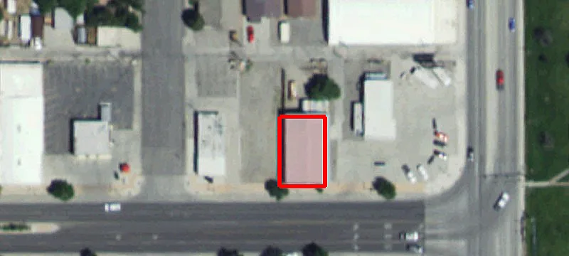 706 Main St