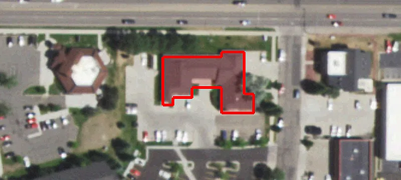 2028 Bluegrass Cir