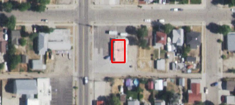 933 Ctr St
