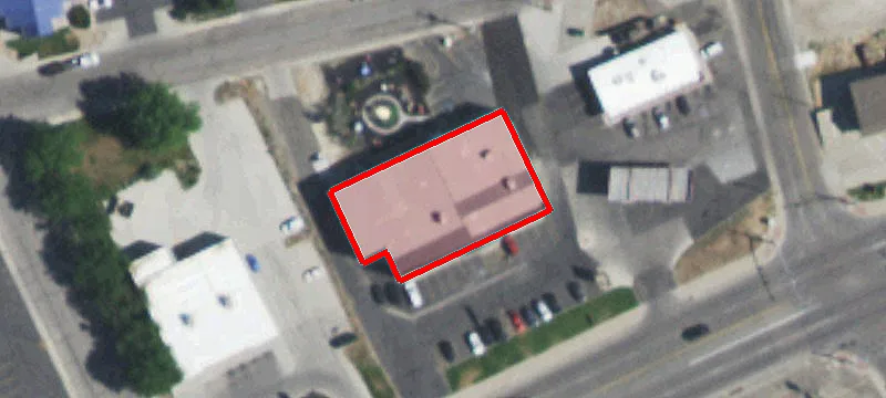 2500 Cy Ave