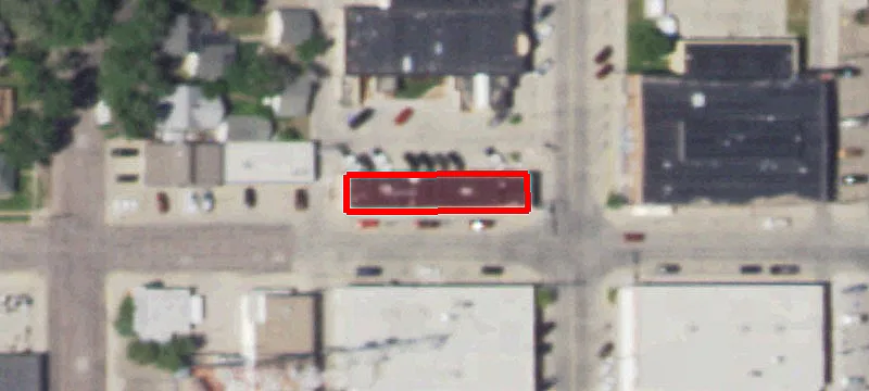 2102 Main St