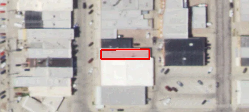 1915 Main St