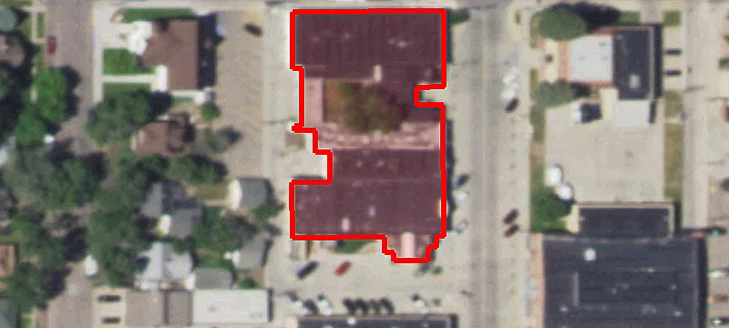 2126 Main St