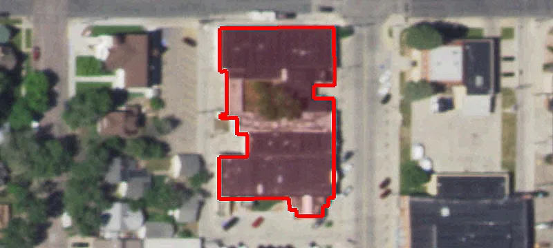 2134 Main St
