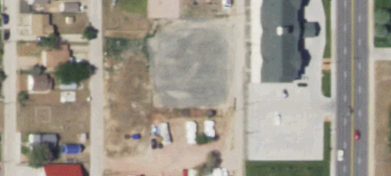 1306 Main St