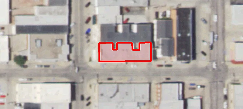2001 Main St
