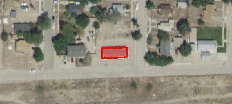 708 Un Ave
