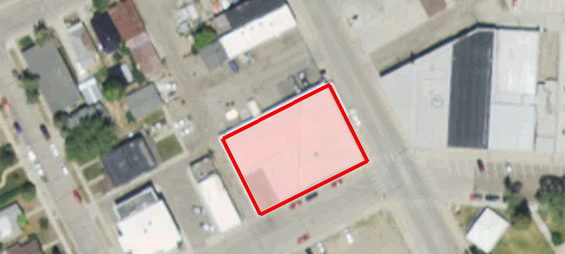 709 Pne Ave
