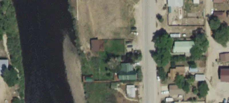 106 Riv St