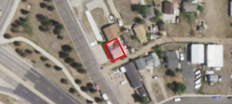 909 Campbell Ave