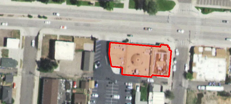 1622 Grand Ave