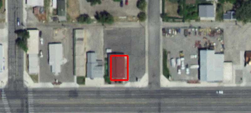 706 Main St