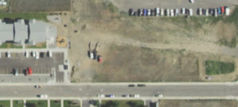 2407 Pioneer Ave