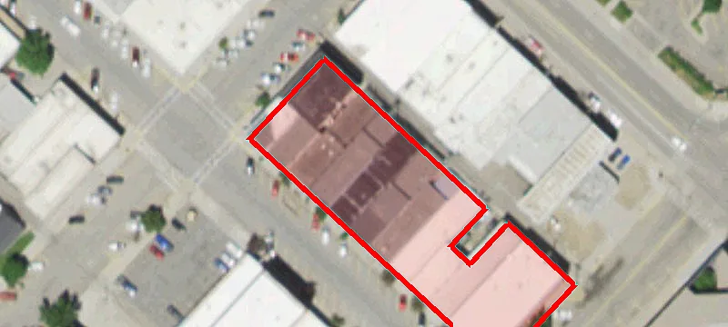 932 Main St