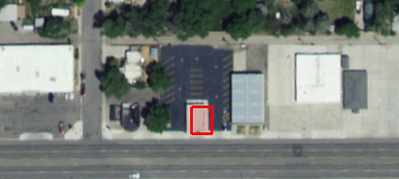 832 Main St