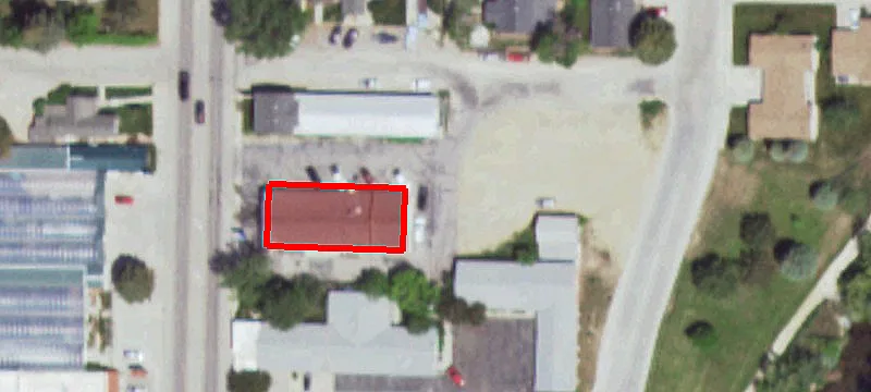211 Main St