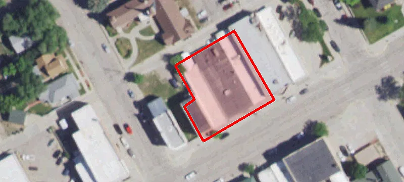 121 Main St