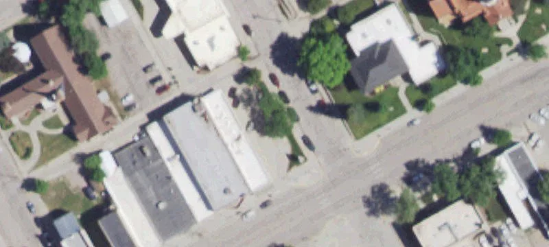 101 Main St