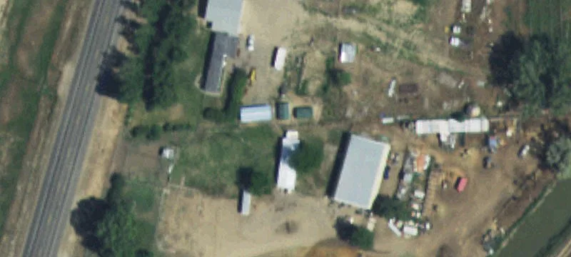 1037 Riv Rd