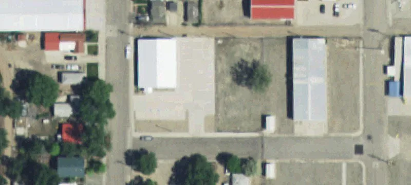 121 2nd St