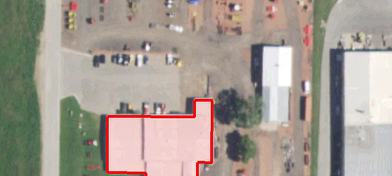 1851 Commercial Ave