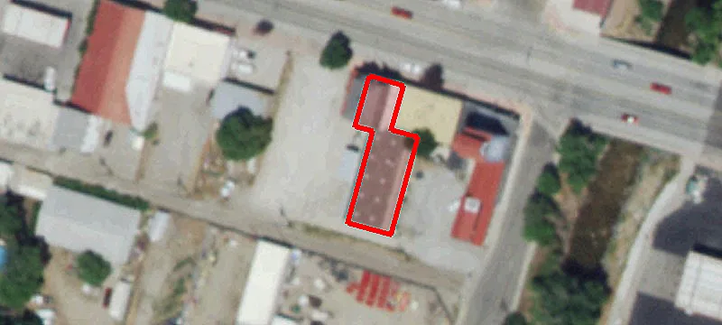 123 Main St