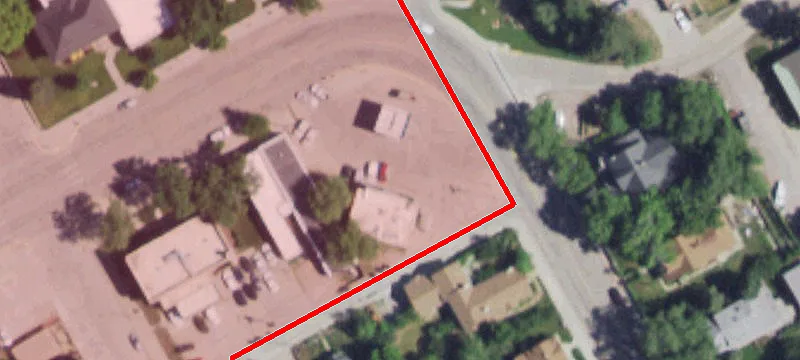 6 Main St