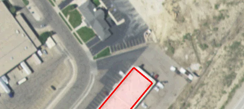 2716 Commercial Way