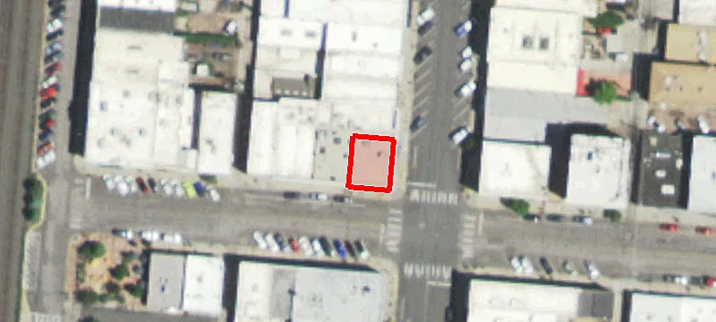 121 Grand Ave