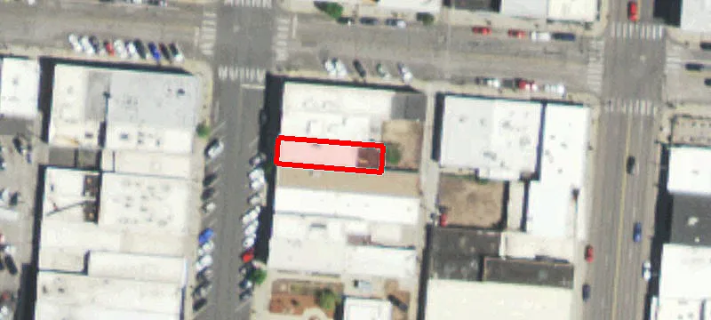 305 2nd St