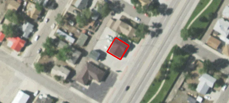 906 Dewar Dr