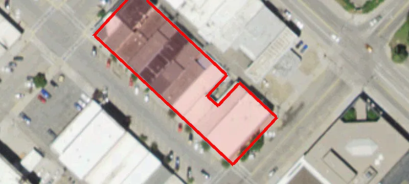916 Main St