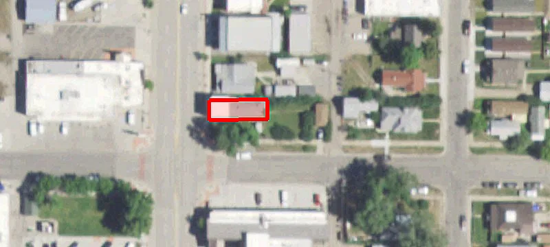 709 Main St