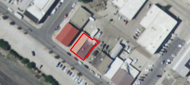 41 Railroad Ave
