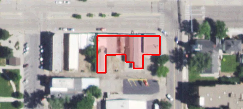 319 Ctr St