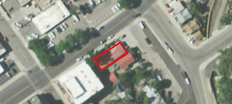 400 2nd St