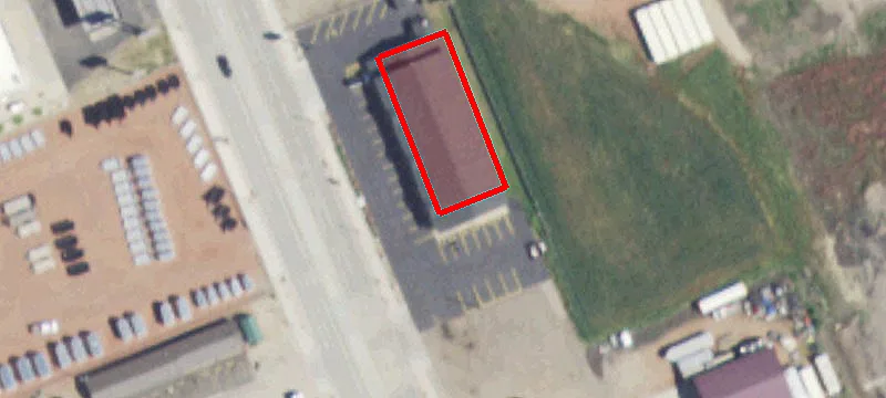 2435 Main St