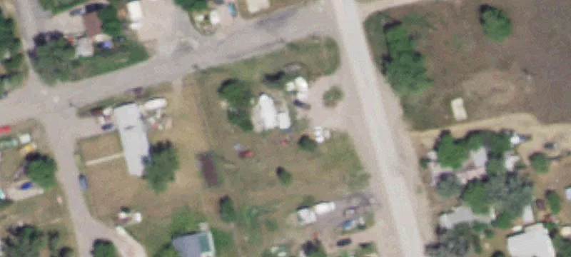 577 Nefsy Ave