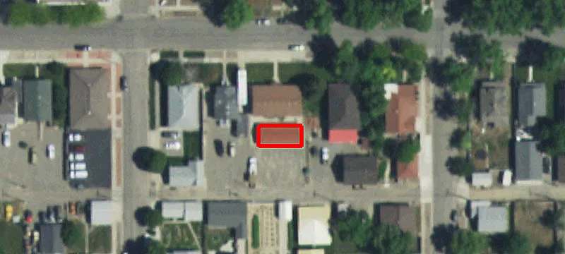 910 Coburn Ave