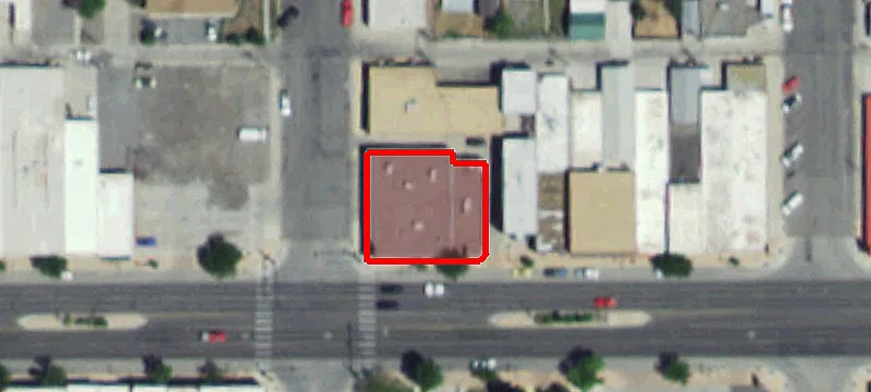 502 Main St