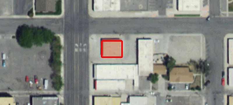 121 Broadway Ave